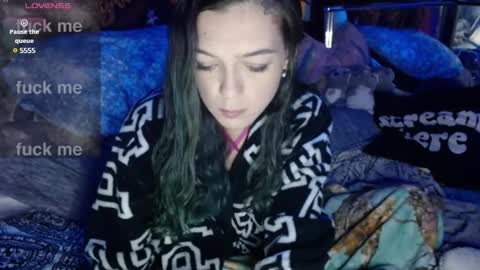 Snapshot of bpdbrittany chatting on January 17, 2025, 10:11 am bpdbrittany online show from January 17, 2025, 10:11 am