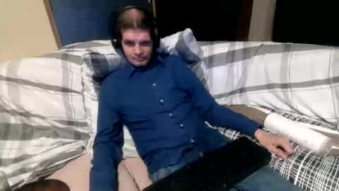 bponie1 online show from September 22, 2025, 1:18 am