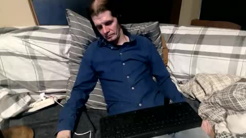 Snapshot of bponie1 chatting on February 7, 2026, 12:25 am bponie1 online show from February 7, 2026, 12:25 am