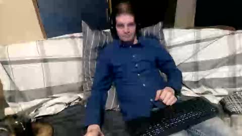 Snapshot of bponie1 chatting on February 22, 2026, 1:40 am bponie1 online show from February 22, 2026, 1:40 am