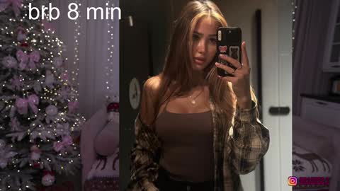 Lana  online show from January 3, 2025, 7:49 am