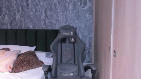 Snapshot of brad1_ chatting on November 25, 2025, 1:27 am instagramBrad mayers1twittermayersbrad online show from November 25, 2025, 1:27 am