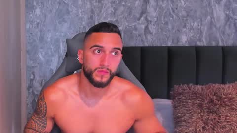 Snapshot of brad1_ chatting on December 19, 2025, 1:51 pm instagramBrad mayers1twittermayersbrad online show from December 19, 2025, 1:51 pm