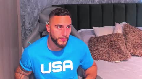 Snapshot of brad1_ chatting on December 20, 2025, 2:46 pm instagramBrad mayers1twittermayersbrad online show from December 20, 2025, 2:46 pm