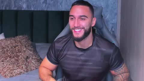 Snapshot of brad1_ chatting on January 10, 2026, 11:09 pm instagramBrad mayers1twittermayersbrad online show from January 10, 2026, 11:09 pm