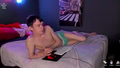 Snapshot of brad_myles chatting on November 14, 2025, 6:17 pm Brad online show from November 14, 2025, 6:17 pm