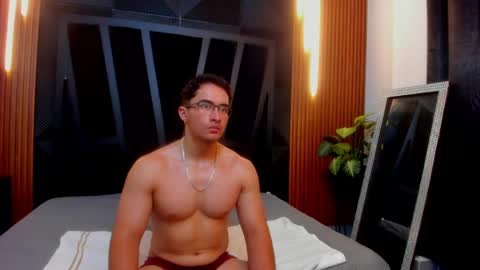 Snapshot of brad_summer chatting on January 8, 2025, 11:52 pm brad summer online show from January 8, 2025, 11:52 pm