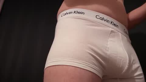 Snapshot of bradley_cock chatting on December 22, 2025, 6:49 pm bradley_cock online show from December 22, 2025, 6:49 pm