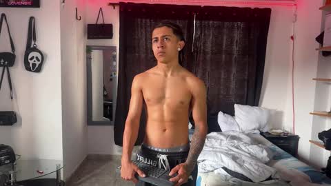 Snapshot of bradley_strong_ chatting on February 15, 2026, 3:09 pm Bradley Strong online show from February 15, 2026, 3:09 pm