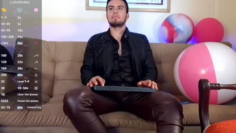 Snapshot of bradleycolton chatting on January 22, 2025, 7:24 pm Bradley Colton Independ Model online show from January 22, 2025, 7:24 pm
