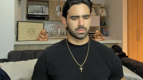 bradleymartin7 online show from November 12, 2025, 10:41 pm