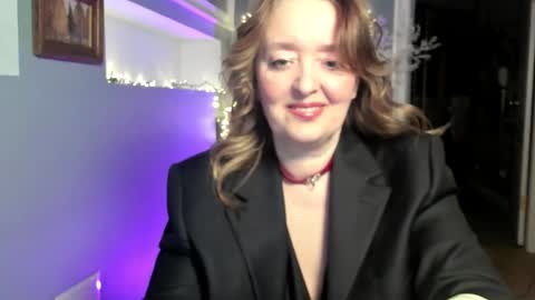 Snapshot of braingirl chatting on February 1, 2026, 4:27 pm I see you X-twitter its braingirl online show from February 1, 2026, 4:27 pm