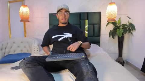 Brand  online show from November 28, 2025, 11:35 am