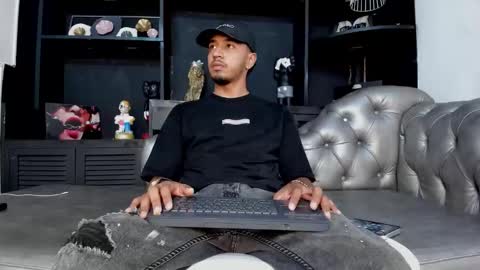 Brand  online show from January 7, 2026, 7:49 pm