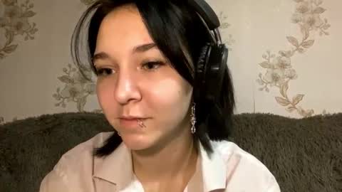 Snapshot of brandevega chatting on December 14, 2025, 5:29 pm Emily online show from December 14, 2025, 5:29 pm