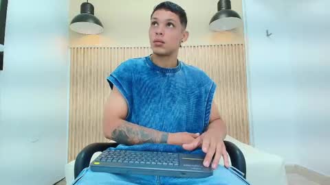 Snapshot of brandon_mercuri chatting on May 4, 2026, 12:45 pm BRANDON online show from May 4, 2026, 12:45 pm