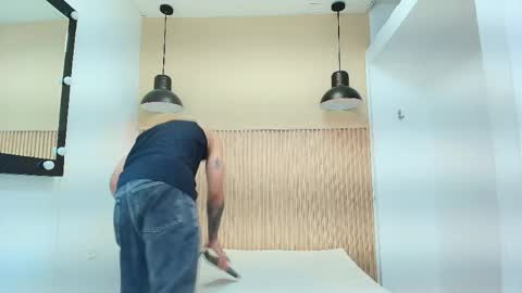 Snapshot of brandon_mercuri chatting on May 5, 2026, 12:35 pm BRANDON online show from May 5, 2026, 12:35 pm