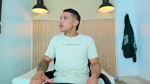 Snapshot of brandon_mercuri chatting on May 19, 2026, 12:44 pm BRANDON online show from May 19, 2026, 12:44 pm
