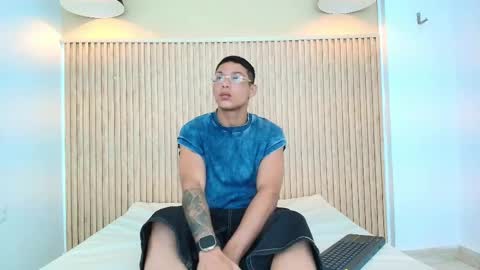Snapshot of brandon_mercuri chatting on May 22, 2026, 1:17 pm BRANDON online show from May 22, 2026, 1:17 pm
