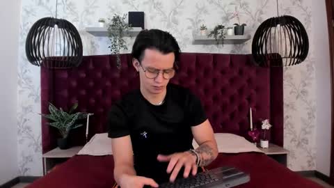brandon_starkk online show from January 15, 2026, 11:48 am