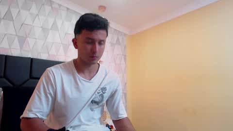 Snapshot of brandoncolee chatting on January 21, 2025, 12:29 pm BrandonCole online show from January 21, 2025, 12:29 pm