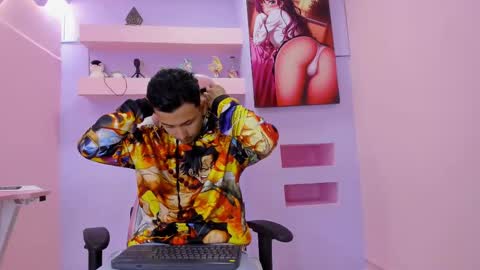 Snapshot of brandoncolee chatting on February 5, 2025, 1:00 pm BrandonCole online show from February 5, 2025, 1:00 pm