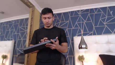 Snapshot of brandoncolee chatting on March 1, 2025, 3:27 pm BrandonCole online show from March 1, 2025, 3:27 pm