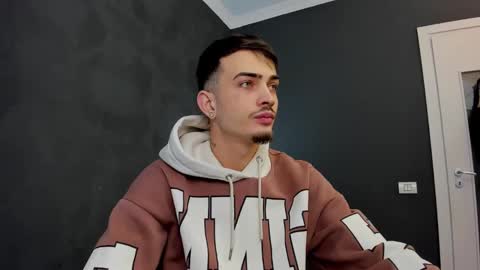 Snapshot of brandontatex chatting on March 1, 2025, 12:23 pm BrandonTateX online show from March 1, 2025, 12:23 pm