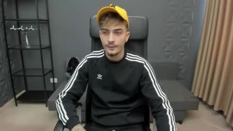 BrandonTateX online show from October 13, 2025, 10:26 am