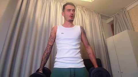 Snapshot of brandontatex chatting on February 2, 2026, 5:44 pm BrandonTateX online show from February 2, 2026, 5:44 pm