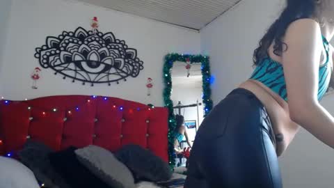 brandy_angell online show from December 17, 2024, 6:42 pm