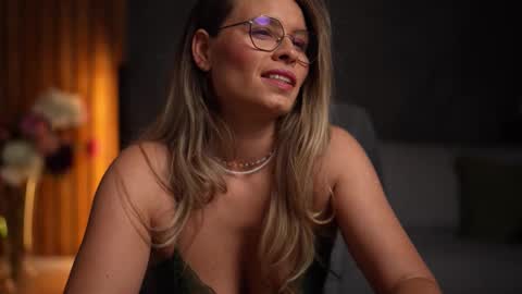 Alex online show from October 15, 2025, 4:34 am