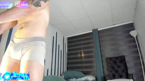 Instagram             twitter BRAN LOPEZ  online show from January 4, 2025, 2:03 am