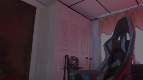 Snapshot of brasi_ chatting on December 5, 2025, 5:53 pm brasi_ online show from December 5, 2025, 5:53 pm