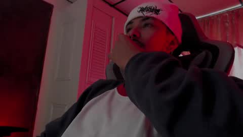 Snapshot of brasi_ chatting on February 1, 2026, 6:39 pm brasi_ online show from February 1, 2026, 6:39 pm