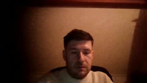 Snapshot of brate1899 chatting on December 1, 2025, 3:33 am brate1899 online show from December 1, 2025, 3:33 am