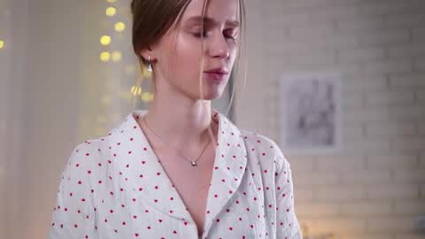 Eli online show from March 4, 2025, 7:32 pm