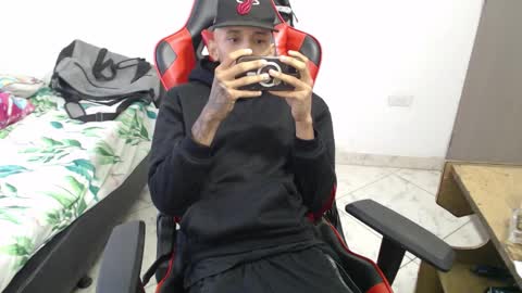 brayan_chevignon online show from November 28, 2025, 11:02 am