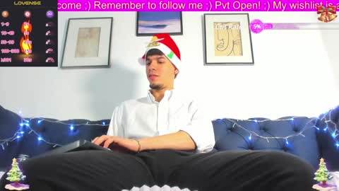 Snapshot of brayhambrown chatting on December 17, 2024, 12:34 am brayhambrown online show from December 17, 2024, 12:34 am