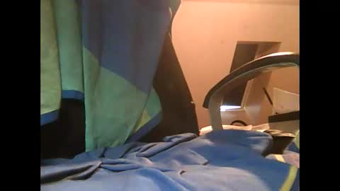 Snapshot of brazil_meets_germany chatting on April 17, 2026, 8:28 am brazil_meets_germany online show from April 17, 2026, 8:28 am