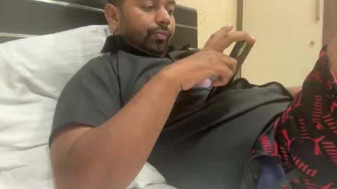 dont tell me u like to see me if you cant follow me online show from October 19, 2025, 2:50 pm