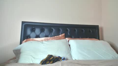 Snapshot of breads chatting on December 18, 2025, 7:31 pm Harris online show from December 18, 2025, 7:31 pm