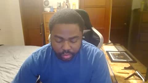 Breadw1nnah online show from June 25, 2026, 3:17 am