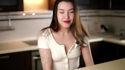 Alexandra online show from May 27, 2026, 2:19 am