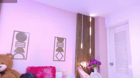 Snapshot of bree_watson chatting on March 4, 2026, 12:44 pm Bree online show from March 4, 2026, 12:44 pm