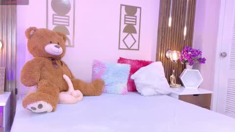 Snapshot of bree_watson chatting on March 10, 2026, 1:38 pm Bree online show from March 10, 2026, 1:38 pm