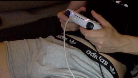 Snapshot of breezydicks chatting on September 10, 2025, 10:32 pm breezydicks online show from September 10, 2025, 10:32 pm