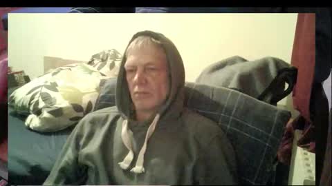 Snapshot of bremer64 chatting on December 14, 2025, 10:31 am bremer64 online show from December 14, 2025, 10:31 am