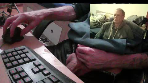 Snapshot of bremer64 chatting on March 5, 2026, 5:09 pm bremer64 online show from March 5, 2026, 5:09 pm