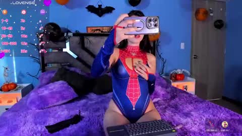 Brenda moris online show from October 31, 2025, 9:27 pm